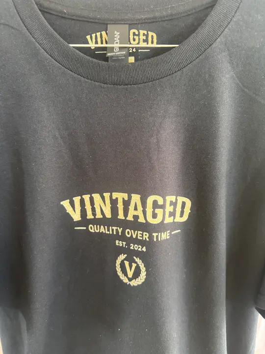 VINTAGED | Black & Gold